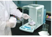 OHAUS® DISCOVERY ƽ
